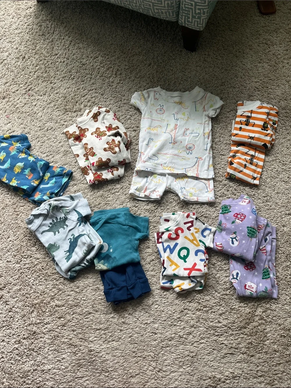 Mixed lot of 2t boys Pajama Set Assorted Patterns Multi-Color